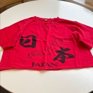 Vintage cropped red Japan graphic tshirt